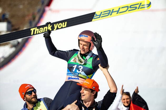 Bilder des Jahres 2022, Sport 03 März Sport Themen der Woche KW12 SKI FLYING - FIS WC Planica PLANICA,SLOVENIA,27.MAR.22 - NORDIC SKIING, Ski jumping, Skispringen, Ski, nordisch SKI FLYING - FIS World Cup. Image shows the rejoicing of Severin Freund (GER).  GEPAxpictures xMaticxKlansek