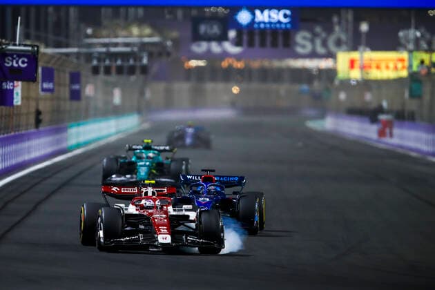 24 Guanyu Zhou (CHN, Alfa Romeo F1 Team ORLEN), 23 Alexander Albon (THA, Williams Racing), F1 Grand Prix of Saudi Arabia at Jeddah Corniche Circuit on March 27, 2022 in Jeddah, Saudi Arabia. (Photo by HOCH ZWEI) Jeddah Saudi Arabia