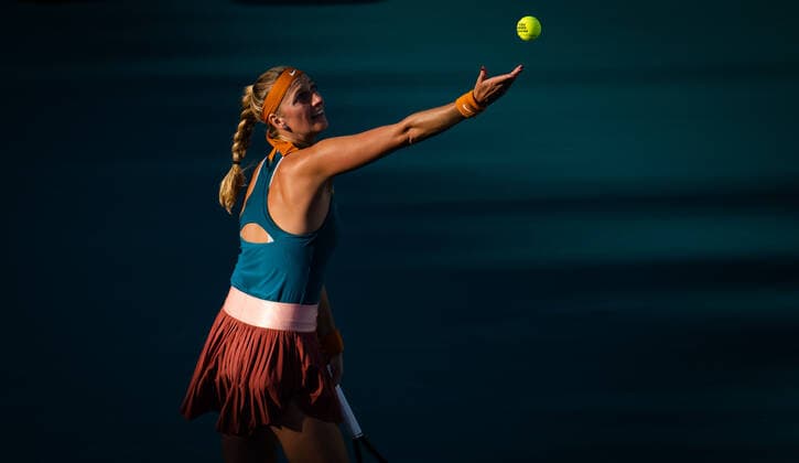 March 27, 2022, MIAMI, FLORIDA, UNITED STATES: Petra Kvitova of the Czech Republic in action during the at the 2022 Miami Open WTA, Tennis Damen 1000 tennis tournament against Lauren Davis of the United States MIAMI UNITED STATES - ZUMAa181 20220327_zaa_a181_263 Copyright: xRobxPrangex