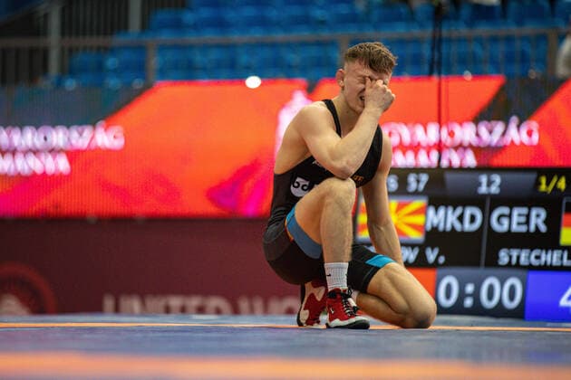 Sport Themen der Woche KW13 Sport Bilder des Tages Wrestling European Championships 2022 57kg FS - Niklas STECHELE (GER) Budapest BOK Sportcsarnok Hungary *** Wrestling European Championships 2022 57kg FS Niklas STECHELE GER Budapest BOK Sportcsarnok Hungary Copyright: xUnitedxWorldxWrestlingx xKadirxCaliskanx cal