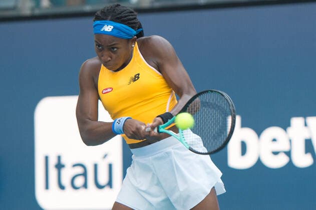 Coco Gauff (USA) is defeated by Iga Swiatek (POL) 3-6, 1-6, at the Miami Open being played at Hard Rock Stadium in Miami Gardens, Florida on March 28,2022: Ã‚ Tennisclix CSM Miami Gardens USA - ZUMAc04_ 20220328_zaf_c04_006 Copyright: xKarlaxKinnex