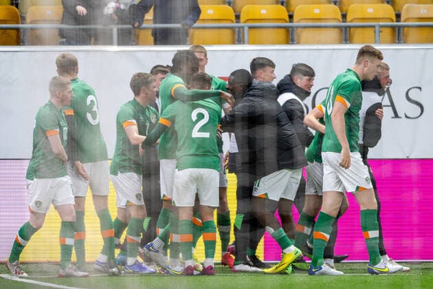220329 Players of Ireland celebrate the 0-2 goal during the UEFA European Under-21 Qualifier football match between Sweden and Ireland on March 29, 2022 in Boras. Photo: Jörgen Jarnberger BILDBYRAN COP 112 MB0362 fotboll football soccer fotball em-kval kval uefa european under-21 qualifier U21, U 21 qualifier qualifying round qualification sverige sweden irland ireland bbeng jubel Copyright: JÖRGENxJARNBERGER BB220329JJ027