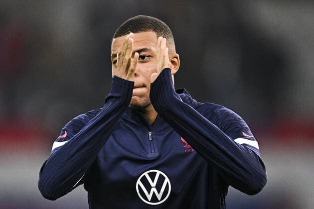 Echauffement des joueurs de l equipe de France Kylian MBappe (Fra) FOOTBALL : France vs Afrique du Sud - Match Amical - 29 03 2022 JBAutissier Panoramic 