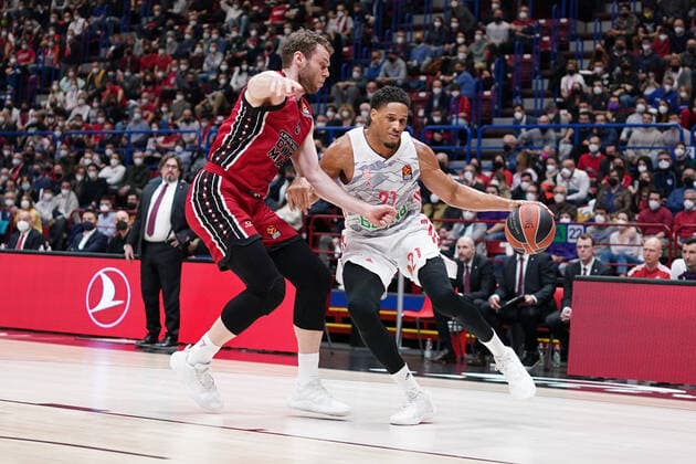 Augustine Rubit (FC Bayern Munchen Basketball) thwarted by Nicolo Melli (AX Armani Exchange Olimpia Milano) during A X Armani Exchange Milano vs Bayern Monaco, Basketball Euroleague Championship in Milan, Italy, March 29 2022  Copyright: xSimonexLucarellix xipa-agency.nex xx 0