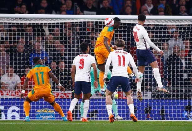 England v Ivory Coast International Friendly, Länderspiel, Nationalmannschaft Jude Bellingham of England heads towards goal during the International Friendly match at Wembley Stadium, London Content Not Available For UK Newspapers Copyright: xPaulxChestertonx FIL-16730-0007