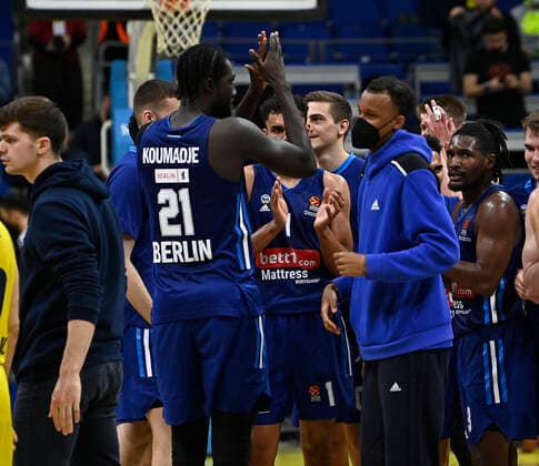 Alba Berlin Players victory celebrates after the Turkish Airlines EuroLeague Regular Season Round 21 match between Fenerbahce Beko Istanbul and Alba Berlin at Ulker Sports Arena in Istanbul, Turkey , on March 29, 2022 