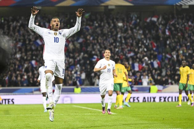 Joie des joueurs de l equioe de France apres le but de Kylian MBappe (Fra) sur penalty FOOTBALL : France vs Afrique du Sud - Match Amical - 29 03 2022 JBAutissier Panoramic 