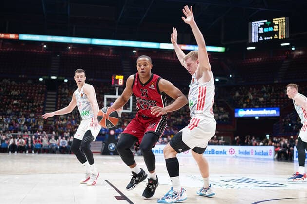 March 29, 2022, Milan, Italy: Milan, Italy, Mediolanum Forum, March 29, 2022, Devon Hall (AX Armani Exchange Olimpia Milano) during A.X Armani Exchange Milano vs Bayern Monaco - Basketball Euroleague Championship. Basketball Euroleague Championship - A X Armani Exchange Milano vs Bayern Monaco, Milan, Italy - ZUMAl164 20220329_zsa_l164_107 Copyright: xSimonexLucarellix