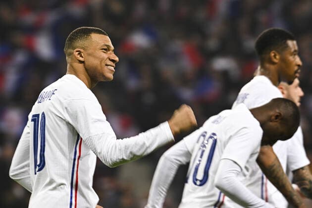 Fußball, Frankreich - Südafrika Joie des joueurs de l equioe de France apres le but de Kylian MBappe (Fra) nsur penalty FOOTBALL : France vs Afrique du Sud - Match Amical - 29 03 2022 JBAutissier Panoramic 