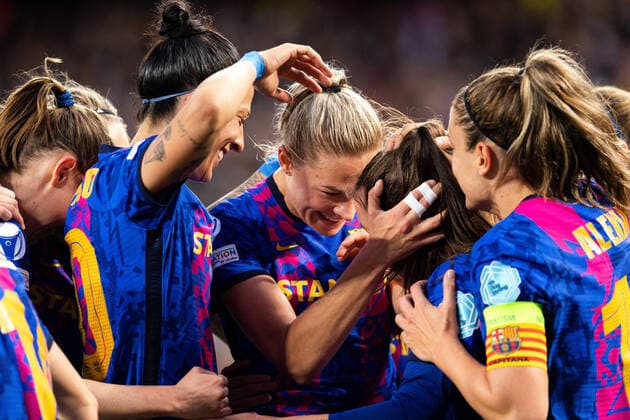Sport Themen der Woche KW13 Sport Bilder des Tages 220330 Fridolina Rolfö of Barcelona celebrates the 2-2 goal by Aitana Bonmati during the UEFA Women s Champions League football match between Barcelona and Real Madrid on March 30, 2022 in Barcelona. Photo: Vegard Grott BILDBYRAN kod VG VG0256 bbeng champions league mesterligaen dam football fotball fotboll soccer barcelona real madrid jubel *** 220330 Fridolina Rolfö of Barcelona celebrates the 2 2 goal by Aitana Bonmati during the UEFA Women s Champions League football match between Barcelona and Real Madrid on March 30, 2022 in Barcelona Photo Vegard Grott BILDBYRAN kod VG VG0256 bbeng champions league mesterligaen dam football fotball fotboll soccer barcelona real madrid cheers,  Copyright: VEGARDxGRoTT BB220330VG050