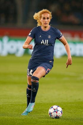 Parc des Princes Paris 30.03.2022 Uefa Women™s Champions League 1 4 Finale, Paris Saint Germain - FC Bayern München v.l., Kheira Hamraoui (Paris Saint Germain), FREISTELLER, Hochkant Foto Copyright: AntonioxBorga