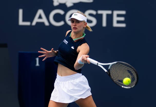 March 30, 2022, MIAMI, FLORIDA, UNITED STATES: Jil Teichmann of Switzerland during the doubles quarter-final of the 2022 Miami Open WTA, Tennis Damen 1000 tennis tournament MIAMI UNITED STATES - ZUMAa181 20220330_zaa_a181_054 Copyright: xRobxPrangex
