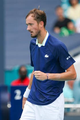 March 31, 2022, Miami Gardens, Florida, United States: Daniil Medvedev (RUS) reacts after a winner during the men s singles quarterfinals at the Miami Open presented by Itau at Hard Rock Stadium in Miami Gardens, Florida. Miami Gardens United States - ZUMAw109 20220331_zap_w109_020 Copyright: xDebbyxWongx