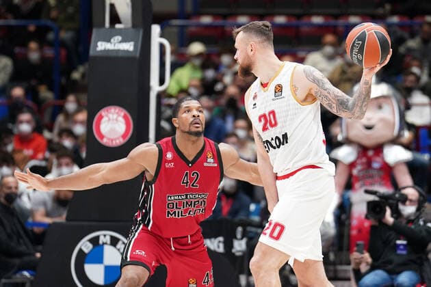 Mandatory Credit: Photo by Simone Lucarelli LiveMedia Shutterstock (12876599ax) Donatas Motiejunas (AS Monaco Basket) twharted by Kyle Hines (AX Armani Exchange Olimpia Milano) Basketball Euroleague Championship A X Armani Exchange Milano vs AS Monaco, Mediolanum Forum, Milan, Italy - 31 Mar 2022 Basketball Euroleague Championship A X Armani Exchange Milano vs AS Monaco, Mediolanum Forum, Milan, Italy - 31 Mar 2022  Copyright: xSimonexLucarelli LiveMedia Shutterstockx 12876599ax