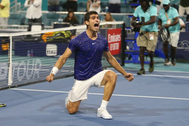 Bilder des Jahres 2022, Sport 03 März Sport Themen der Woche KW13 Sport Bilder des Tages March 31, 2022, Miami Gardens, Florida, United States: Carlos Alcaraz (ESP) reacts after winning his men s singles quarterfinals match at the Miami Open presented by Itau at Hard Rock Stadium in Miami Gardens, Florida. Miami Gardens United States - ZUMAw109 20220331_zap_w109_059 Copyright: xDebbyxWongx