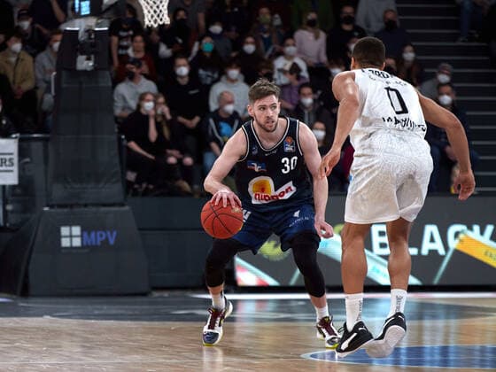 Jon Axel Gudmundsson (HAKRO Merlins Crailsheim 30), Jaylon Brown (Hamburg Towers 00) Hamburg Towers vs. HAKRO Merlins Crailsheim, 1. Bundesliga, Basketball, easycredit BBL, Edel-Optics-Arena, Spielzeit 2021 2022, 28.Spieltag, 01.04.2022 Foto:EIBNER Stephanie Zerbe Hamburg Towers vs. HARKO Merlins Crailsheim, 1. Bundesliga, Basketball, easycredit BBL, Spielzeit 2021 2022, 28.Spieltag, 01.04.2022 Hamburg Copyright: xStephaniexZerbe xEibner-Pressefox EP_SZE