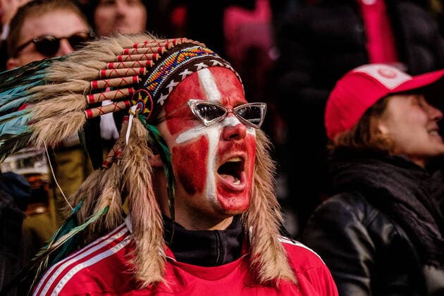 Denmark v Serbia, football friendly, Copenhagen, Denmark Copenhagen, Denmark. 29th, March 2022. Football fans of Denmark seen on the stands during the football friendly between Denmark and Serbia at Parken in Copenhagen. Copenhagen Denmark Parken  Copyright: xGonzalesxPhoto RobertxHendelx