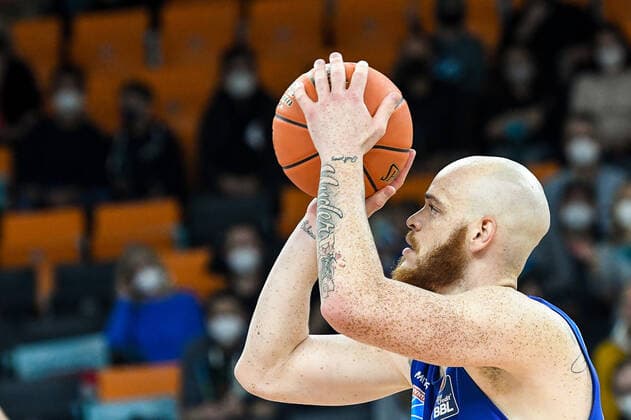 GER, BBL, ratiopharm Ulm vs Syntainics MBC 02.04.2022, ratiopharm arena, Neu-Ulm, GER, BBL, ratiopharm Ulm vs Syntainics MBC, im Bild Reggie Upshaw (Syntainics, 30)