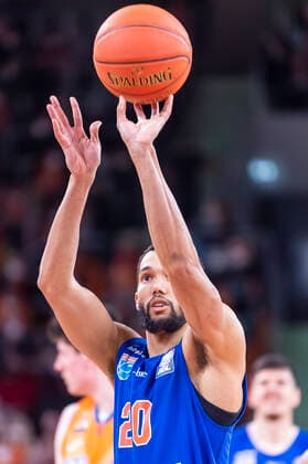 Jamel Morris (20, Syntainics MBC) beim Freiwurf GER, Basketball, easyCredit Basketball Bundesliga, Spieltag 28, Ratiopharm Ulm vs Syntainics MBC, 02.04.2022, GER, Basketball, easyCredit Basketball Bundesliga, Spieltag 28, Ratiopharm Ulm vs Syntainics MBC, 02.04.2022 Neu-Ulm Copyright: xEibner-Pressefotox EP_FWF