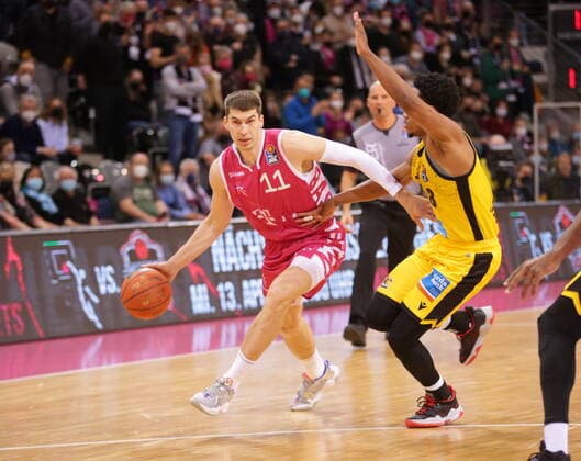 Oleksandr Lypovyy Telekom Baskets Bonn vs. MHP RIESEN Ludwigsburg easyCredit BBL 1. Bundesliga , Saison 2021 2022 , Hauptrunde 28. Spieltag