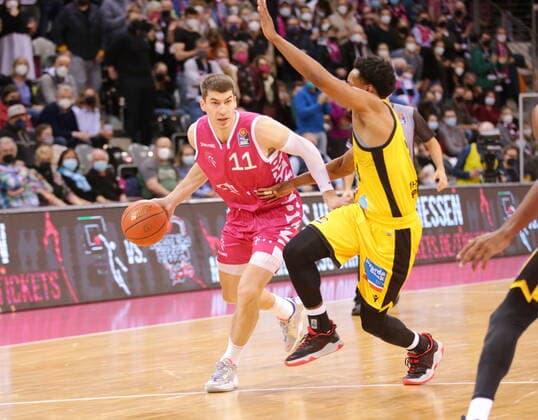 Oleksandr Lypovyy Telekom Baskets Bonn vs. MHP RIESEN Ludwigsburg easyCredit BBL 1. Bundesliga , Saison 2021 2022 , Hauptrunde 28. Spieltag