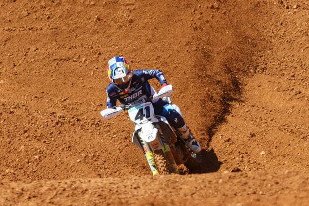 Sport Themen der Woche KW13 Portugal MXGP 2022 - Day 1 Jonass Pauls 41 (LAT) in Husqvarna of Standing Construct Husqvarna Factory Racing Team in action during the Portugal MXGP 2022 on April 2, 2022 in Agueda, Portugal. Agueda Aveiro Portugal  Copyright: xDPIx originalFilename:oliveira-portugal220402_npACN.jpg