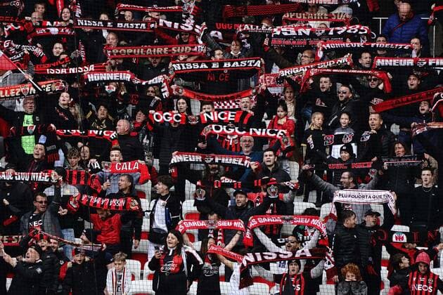 Fußball, OGC Nizza - Stade Rennes Supporters de l OGC Nice FOOTBALL : OGC Nice vs Rennes - Ligue 1 Uber Eats - Nice - 02 04 2022 NorbertScanella Panoramic 