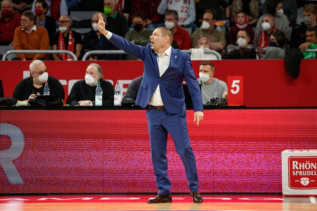 Headcoach Oren Amiel (Brose Bamberg) Brose Bamberg - Fraport Skyliners Frankfurt - easyCredit-BBL - Basketball Bundesliga Saison 2021 22 Spieltag 28, 28.03.2022 Bamberg, Brose Arena Foto: Daniel Löb Loeb Copyright: DanielxLöb