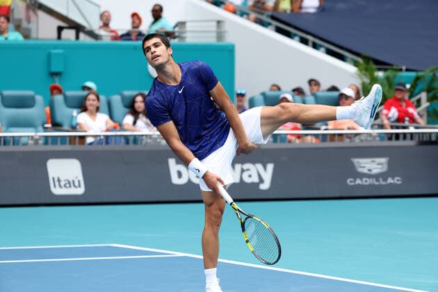 April 3, 2022, Miami Gardens, Florida, United States Of America: MIAMI GARDENS, FLORIDA - APRIL 03: Carlos Alcaraz of Spain makes history as the first spaniard and youngest player to win the Miami Open. The 18-year-old claimed his first ATP, Tennis Herren Masters 1000 title with a straight-set victory over Casper Ruud of Norway in the men s final of the Miami Open at the Hard Rock Stadium on April 03, 2022 in Miami Gardens, Florida....People: Carlos Alcaraz Garfia Miami Gardens United States Of America - ZUMAs214 20220403_zda_s214_024 Copyright: xSMGx