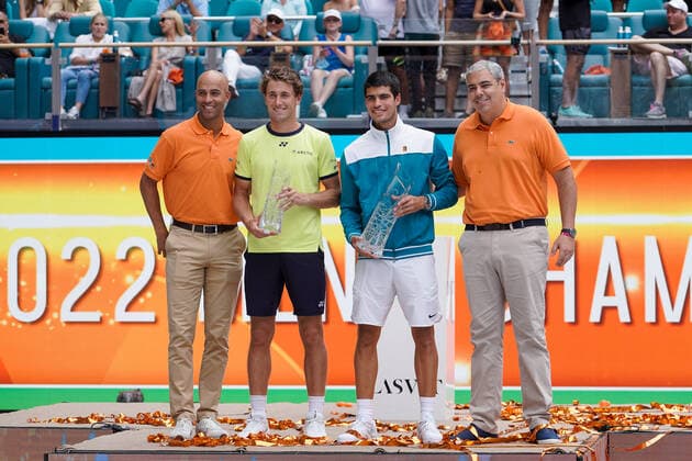 MIAMI GARDENS, FL - APRIL 3: James Blake, Casper Ruud and Carlos Alcaraz during the trophy ceremony of the Men s Final of the Miami Open on APRIL 3, 2022 at Hard Rock Stadium in Miami Gardens, FL. (Photo by Aaron Gilbert Icon Sportswire) TENNIS: APR 03 Miami Open Icon22040322014