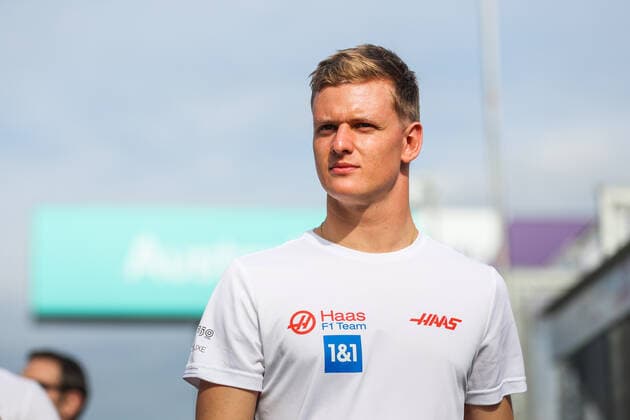 SCHUMACHER Mick (ger), Haas F1 Team VF-22 Ferrari, portrait during the Formula 1 Heineken Australian Grand Prix 2022, 3rd round of the 2022 FIA Formula One World Championship, WM, Weltmeisterschaft on the Albert Park Circuit, from April 8 to 10, 2022 in Melbourne, Australia - F1 - AUSTRALIAN GRAND PRIX 2022 DPPI Panoramic  00122008_AV6_8979