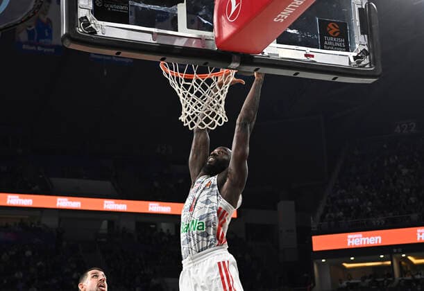 Othello Hunter of Bayerm Munich in action during the Turkish Airlines EuroLeague Regular Season Round 19 match between Anadolu Efes Istanbul and Bayerm Munich at Sinan Erdem Dome in Istanbul, Turkey , on April 6, 2022. Photo : Seskimphoto 