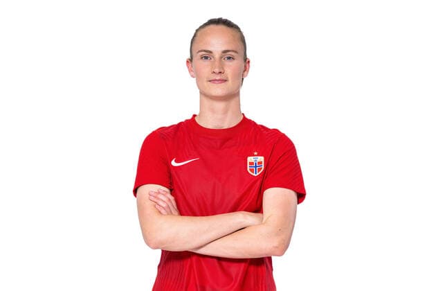 Fußball, Frauen, EM Kader 2022, Nationalteam Norwegen 220407 Caroline Graham Hansen of the Norwegian women?s national football team poses for a portrait on April 4, 2022 in Oslo. Photo: Vegard Grott BILDBYRAN kod VG VG0262 bbeng fotball fotboll football norge norway a kvinner portrett porträtt portraits dam Copyright: VEGARDxGRoTT BB220407VG323