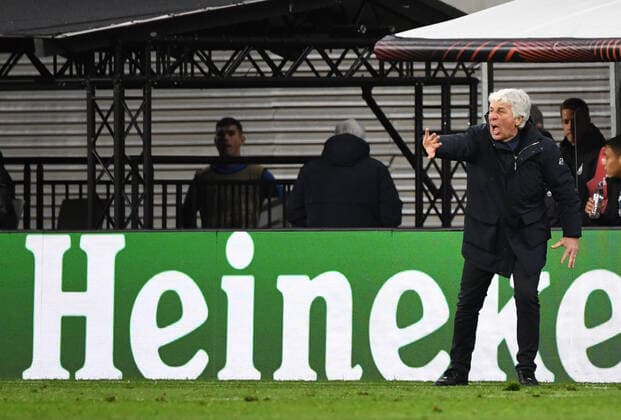 Fussball, Herren, Saison 2021 2022, Europa League (Viertelfinale, Hinspiel), RB Leipzig - Atalanta Bergamo, Gian Piero Gasperini (Atalanta Bergamo), 07.04. 2022, Copyright: xSebastianxRäppoldx xMatthiasxKochx