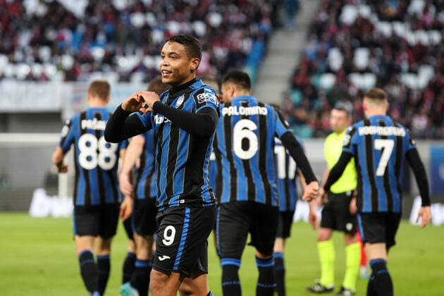 Torjubel - Torschütze Luis Muriel (Atalanta Bergamo,9) trifft zum 0-1 - Europa League Saison 2021-2022 Viertelfinale RB Leipzig vs. Atalanta Bergamo in der Red Bull Arena in Leipzig - Aktion,Fussball,Deutschland,Mann,Männer,07.04.2022