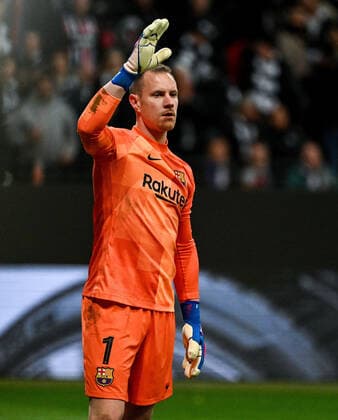 07.04.2022, xpsx, Fussball UEFA Europa League Viertelfinale, Eintracht Frankfurt - FC Barcelona, Barca v.l. Marc Andre ter Stegen (FC Barcelona) (DFL DFB REGULATIONS PROHIBIT ANY USE OF PHOTOGRAPHS as IMAGE SEQUENCES and or QUASI-VIDEO) emspor Frankfurt