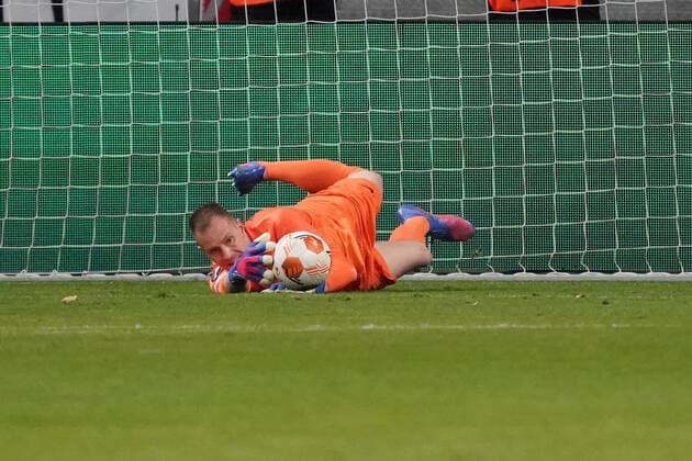 Torwart Marc-Andre ter Stegen FC Barcelona, Barca Barca) haelt - Frankfurt 07.04.2022: Eintracht Frankfurt vs. FC Barcelona, UEFA Europa League, Viertelfinale, Hinspiel