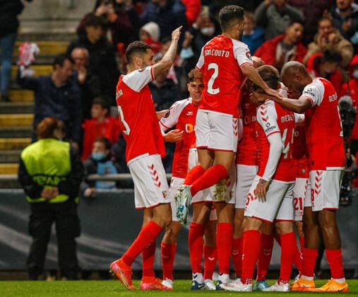 S.C. Braga v Rangers UEFA Europa League Abel Ruiz is swamped by his team-mates after scoring S.C. Bragas first goal during the UEFA Europa League Quarter Final First Leg match at Estadio Municipal de Braga, Monte Castro Content Not Available For UK Newspapers Copyright: xDiogoxSilvax FIL-16737-0008 UK Newspapers OUT