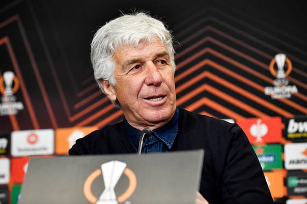 Fußball UEFA Europa League, Viertelfinale, Hinspiel Saison 2021 2022, RB Leipzig vs. Atalanta Bergamo (07.04.2022) 1:1 (0:1) Gian Piero Gasperini (Trainer Bergamo) auf der Pressekonferenz nach dem Spiel RB Leipzig gegen Bergamo (07.04.2022) Leipzig Sachsen Deutschland Red Bull Arena