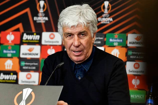 Fußball UEFA Europa League, Viertelfinale, Hinspiel Saison 2021 2022, RB Leipzig vs. Atalanta Bergamo (07.04.2022) 1:1 (0:1) Gian Piero Gasperini (Trainer Bergamo) auf der Pressekonferenz nach dem Spiel RB Leipzig gegen Bergamo (07.04.2022) Leipzig Sachsen Deutschland Red Bull Arena