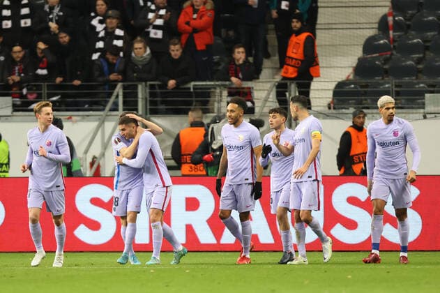 Eintracht Frankfurt - FC Barcelona, Barca UEFA Europa League Jubel der Spanier nach dem Tor zum 1:1 durch Ferran Torres (FC Barcelona, 19). Viertelfinal-Hinspiel der UEFA Europa League zwischen Eintracht Frankfurt und dem FC Barcelona am 7. April 2022 im Deutsche Bank Park in Frankfurt am Main., Frankfurt am Main Hessen Deutschland Deutsche Bank Park