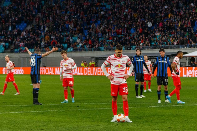 Leipzig, Deutschland 07. April 2022: Europa League - 2021 2022 - RB Leipzig vs. Bergamo Andre Silva (RB Leipzig) am Elfmeterpunkt Red Bull Stadion Sachsen Copyright: xFotostandx xMatybax