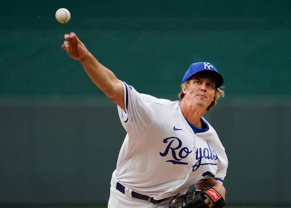 Apr 07, 2022: Kansas City Royals pitcher Zack Greinke (23) gets the start on opening day at Kauffman Stadium Kansas City, Missouri. The Kansas City Royals defeated the Cleveland Guardians 3-1. CSM. Kansas City United States - ZUMAc04_ 20220407_zaf_c04_067 Copyright: xJonxRobichaudx