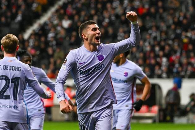 Torjubel von Sergio Agueero 19 FC Barcelona, Barca zum Ausgleich 1:1, Eintracht Frankfurt vs. FC Barcelona, Europa League, Viertelfinale, Hinspiel, 07.04.2022