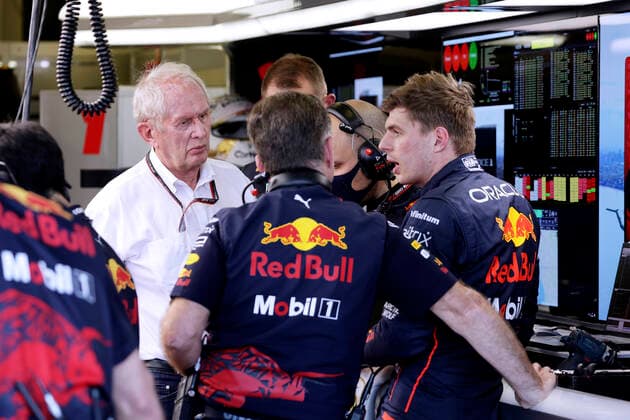 VERSTAPPEN Max F1 Team Red Bull Racing mit CEO MARKO Helmut FIA F1 Saison 2022 GP 2022 Melbourne Australien am 08.04.2022 in Melbourne Copyright: xJerryxAndrex