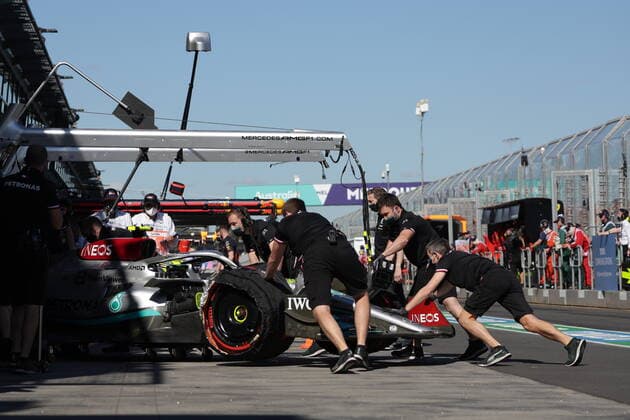 FORMULA 1 ROLEX AUSTRALIAN GRAND PRIX 2022 08.04.2022, Albert-Park, Melbourne, FORMULA 1 ROLEX AUSTRALIAN GRAND PRIX 2022 , im Bild Lewis Hamilton (GBR), Mercedes-AMG Petronas Formula One Team