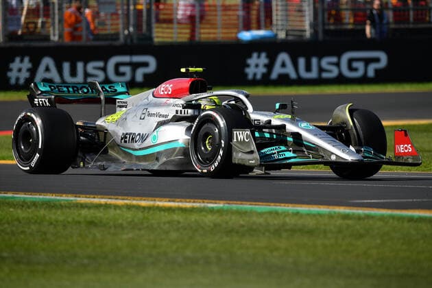 AUSTRALIAN F1 GRAND PRIX, Lewis Hamilton of Mercedes during the Formula 1 Australian Grand Prix 2022 at the Albert Park Grand Prix Circuit in Melbourne, Friday, April 8, 2022. ( NO ARCHIVING, EDITORIAL USE ONLY, NO USE IN BOOKS WITHOUT CONSENT MELBOURNE VIC AUSTRALIA  Copyright: xJOELxCARRETTx 20220408001644979106