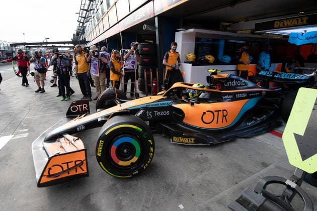 MELBOURNE, AUSTRALIA - APRIL 08: Lando Norris (4) of Great Britain and McLaren F1 Team exits pit lane during the Australian Formula One Grand Prix at Albert Park on April 08, 2022 in Melbourne, Australia. (Photo by Steven Markham Icon Sportswire) AUTO: APR 08 F1 - Australian Grand Prix Icon22040823861