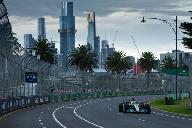 Lewis Hamilton (UK, Mercedes AMG Petronas F1 Team 44) im im Mercedes W13, AUS, Formel 1 Grand Prix von Australien, Albert Park Circuit Melbourne, Freies Training, 08.04.2022 AUS, Formel 1 Grand Prix von Australien, Albert Park Circuit Melbourne, Freies Training, 08.04.2022 Melbourne Copyright: xEibner Memmlerx EP_MMR