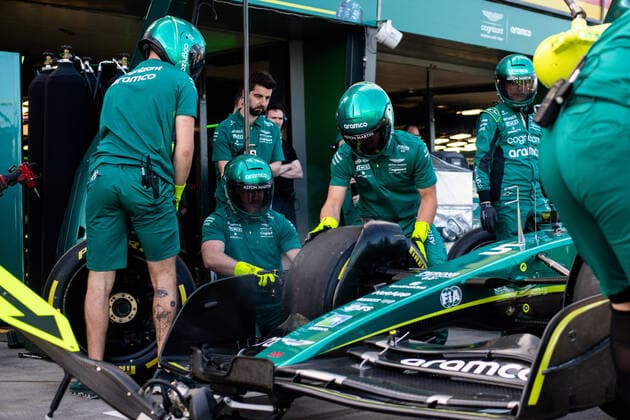 Pitstop Training Aston Martin Aramco Cognizant F1 Team, AUS, Formel 1 Grand Prix von Australien, Albert Park Circuit Melbourne, Freies Training, 08.04.2022 AUS, Formel 1 Grand Prix von Australien, Albert Park Circuit Melbourne, Freies Training, 08.04.2022 Melbourne Copyright: xEibner Memmlerx EP_MMR